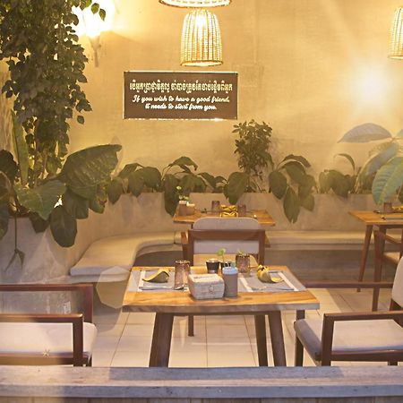 Le Chanthou Boutique Siem Reap Bagian luar foto