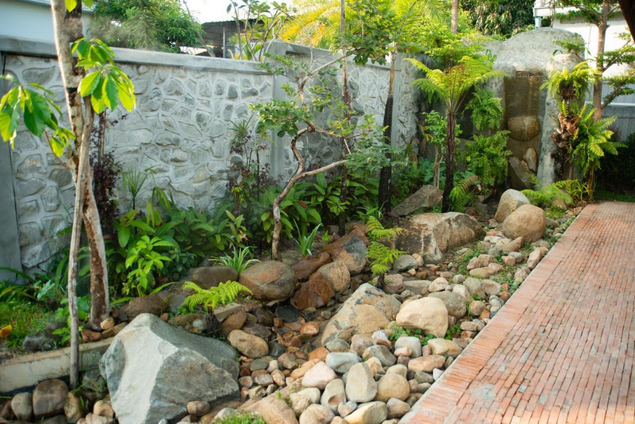 Le Chanthou Boutique Siem Reap Bagian luar foto