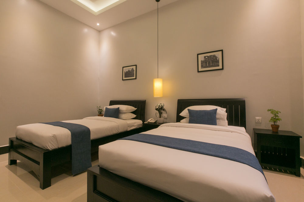 Le Chanthou Boutique Hotel Siem Reap Bagian luar foto